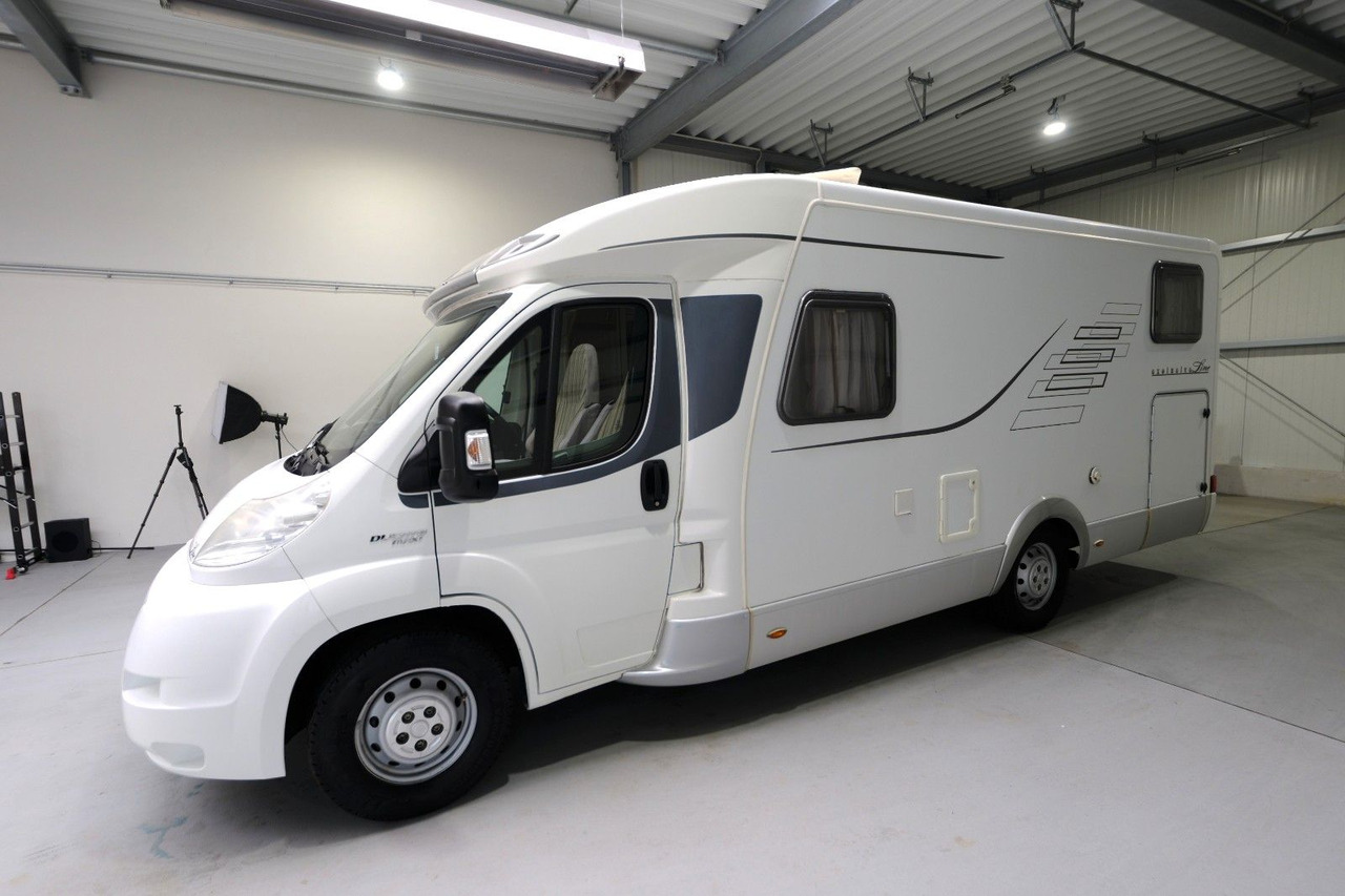 HYMER / ERIBA / HYMERCAR Tramp T 674 Cl Exclusive Line/Einzelbetten/Klima - Kamper gjysmë i integruar: foto 3 HYMER / ERIBA / HYMERCAR Tramp T 674 Cl Exclusive Line/Einzelbetten/Klima - Kamper gjysmë i integruar: foto 3