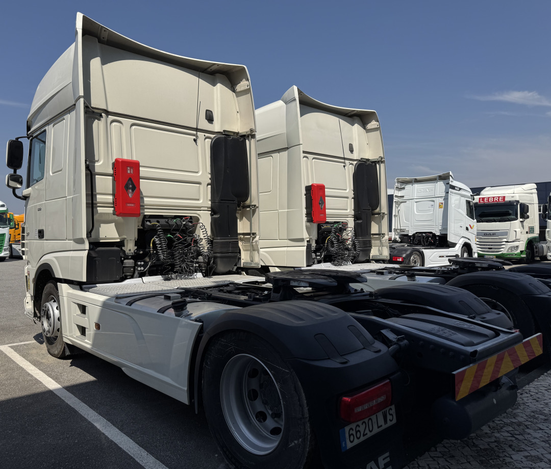 DAF XF 530 - Gjysmë-kamion: foto 4 DAF XF 530 - Gjysmë-kamion: foto 4