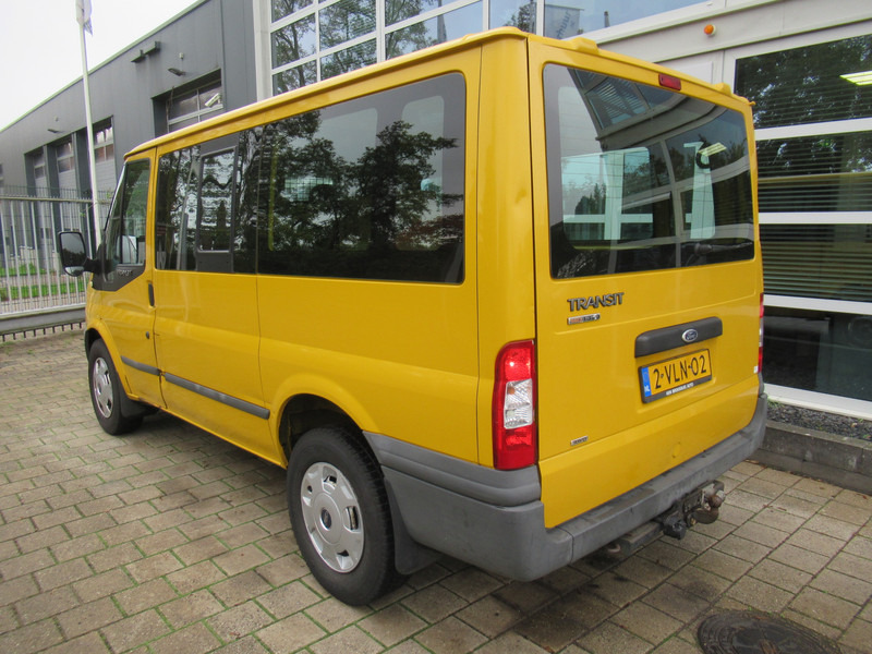 Ford Transit 140T330S 2.4 TDCI 103KW AWD 4x4 4WD - Furgon i vogël: foto 5 Ford Transit 140T330S 2.4 TDCI 103KW AWD 4x4 4WD - Furgon i vogël: foto 5