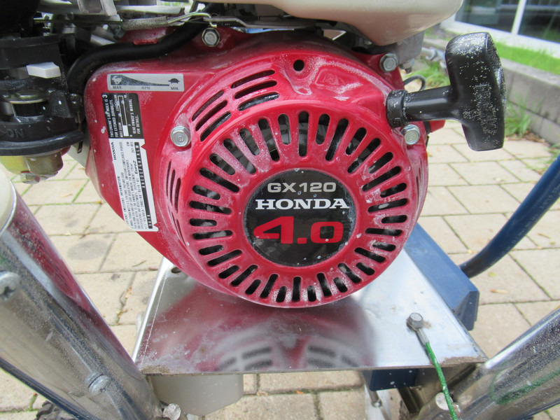 GMAX GRACO 3400 HONDA Verfspuit Lijnentrek / spuit apparaat Airless Sprayer - Kompresor ajri: foto 4 GMAX GRACO 3400 HONDA Verfspuit Lijnentrek / spuit apparaat Airless Sprayer - Kompresor ajri: foto 4