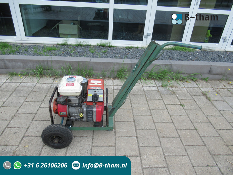 Honda Aggregaat 750 Generator 750W / 220V - Set gjeneratori: foto 1 Honda Aggregaat 750 Generator 750W / 220V - Set gjeneratori: foto 1