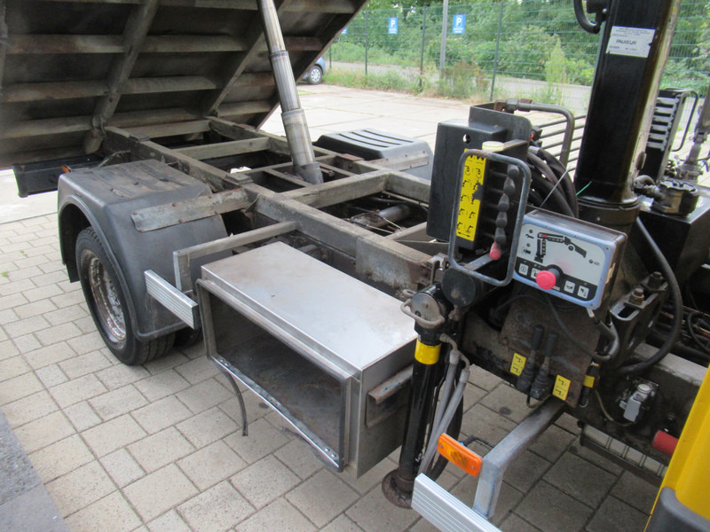 Iveco Daily 65C15 Kipper + HIAB 044 Kraan Kran Crane - Kamioncine vetëshkarkuese: foto 4 Iveco Daily 65C15 Kipper + HIAB 044 Kraan Kran Crane - Kamioncine vetëshkarkuese: foto 4