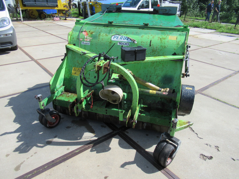 Peruzzo 1600 Klepelmaaier + Opvang - Korrëse bari i kopshtit: foto 3 Peruzzo 1600 Klepelmaaier + Opvang - Korrëse bari i kopshtit: foto 3