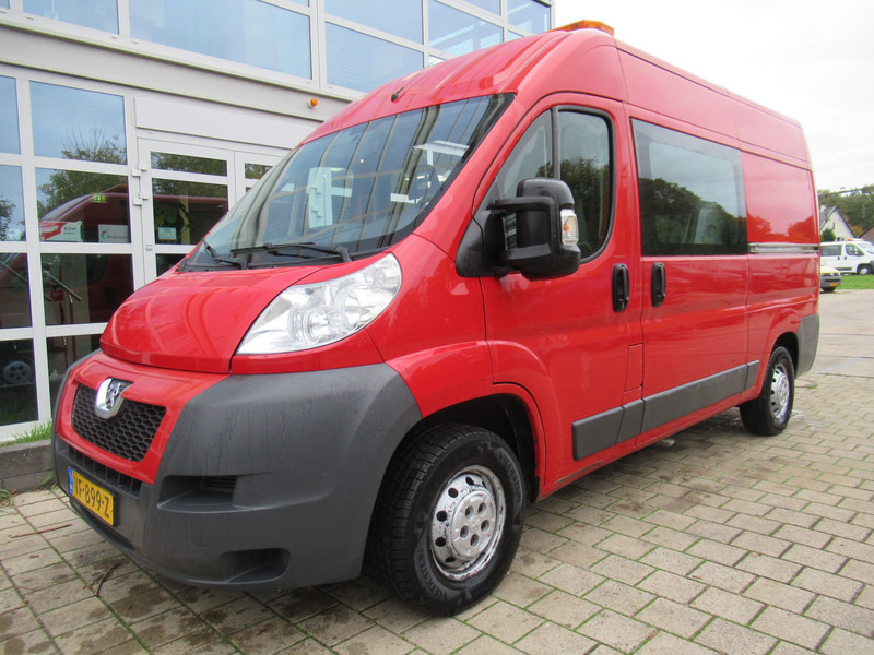 Peugeot Boxer 330 2.2 HDI L2H2 P+ DOKA Dubbelcabine - Furgon i vogël, Kamioncine dopio kabinë: foto 2 Peugeot Boxer 330 2.2 HDI L2H2 P+ DOKA Dubbelcabine - Furgon i vogël, Kamioncine dopio kabinë: foto 2