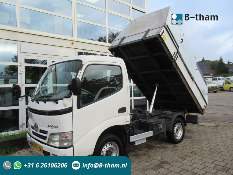Toyota Dyna 100 3.0 D-4D 80KW Comfort Veegvuilkipper Tipper - Kamioncine vetëshkarkuese: foto 1 Toyota Dyna 100 3.0 D-4D 80KW Comfort Veegvuilkipper Tipper - Kamioncine vetëshkarkuese: foto 1