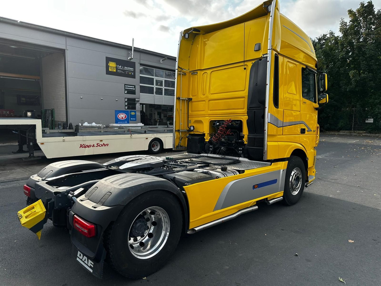 DAF XF 530/Intarder/2-K-Hydraulik/Luft-Luft/SCC - Gjysmë-kamion: foto 4 DAF XF 530/Intarder/2-K-Hydraulik/Luft-Luft/SCC - Gjysmë-kamion: foto 4
