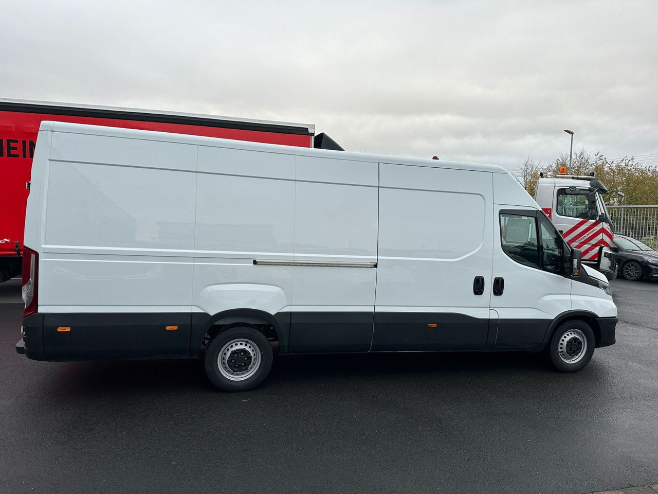 Iveco Daily 35 S14*Automatik*Heckkamera*top. Zustand!! Iveco Daily 35 S14*TOP*Automatik*Kamera* - Furgon: foto 5 Iveco Daily 35 S14*Automatik*Heckkamera*top. Zustand!! Iveco Daily 35 S14*TOP*Automatik*Kamera* - Furgon: foto 5
