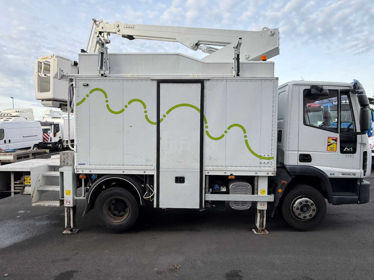 Iveco Eurocargo 120E18 E5/15m/Comet 151TAL - Platformë ajrore e montuar në kamion: foto 3 Iveco Eurocargo 120E18 E5/15m/Comet 151TAL - Platformë ajrore e montuar në kamion: foto 3