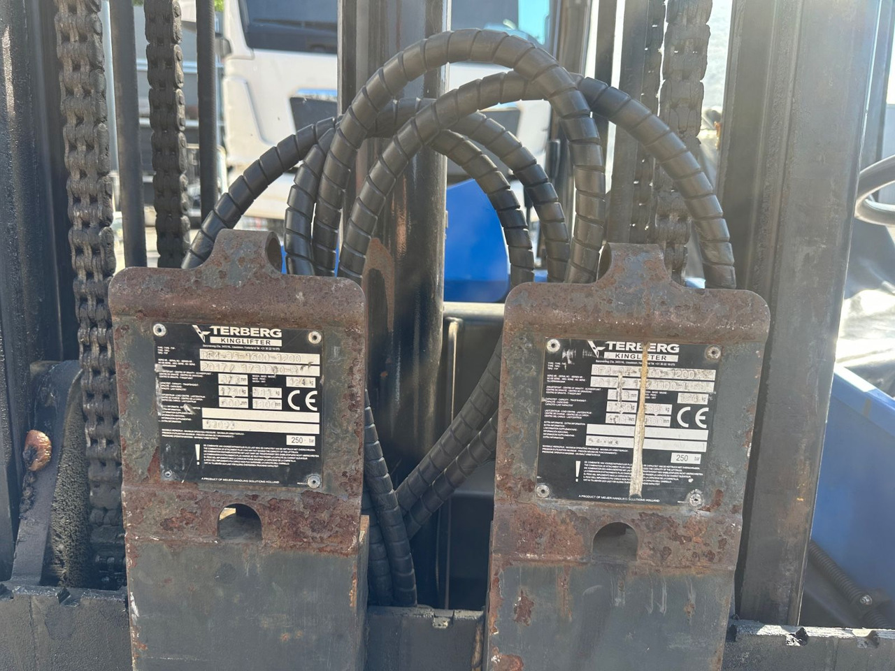 Terberg TKL-M 1x3 Kinglifter Mitnahmestapler*TOP - Pirun më naftë: foto 5 Terberg TKL-M 1x3 Kinglifter Mitnahmestapler*TOP - Pirun më naftë: foto 5