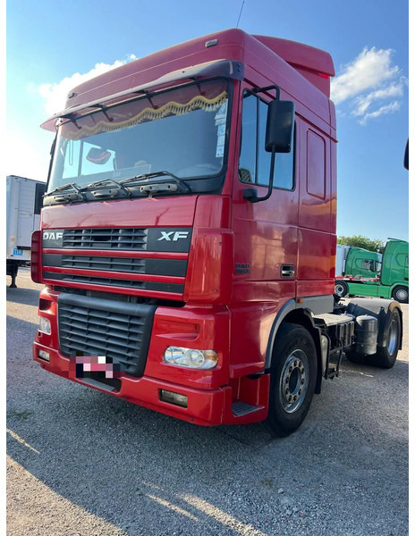 DAF XF 95 430 Manual - Traktor terminal: foto 1 DAF XF 95 430 Manual - Traktor terminal: foto 1