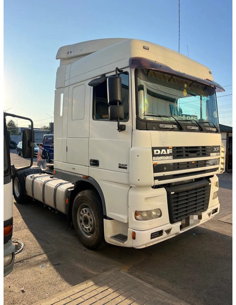 DAF XF 95.480 Manual - Traktor terminal: foto 2 DAF XF 95.480 Manual - Traktor terminal: foto 2