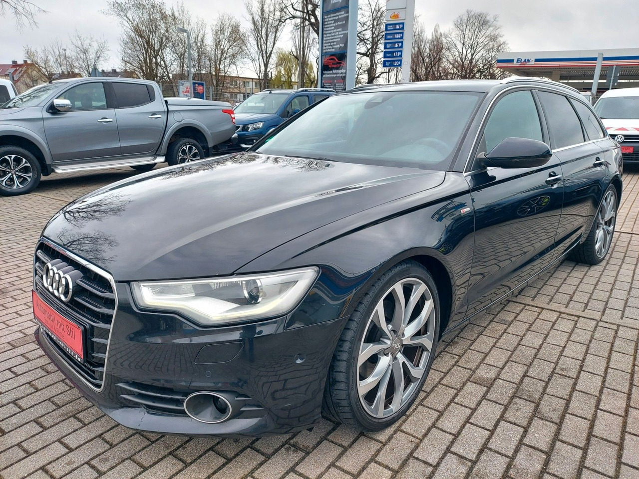 Audi A6 Avant 3.0 TDI quattro S-Line Radar ACC Leder - Veturë: foto 5 Audi A6 Avant 3.0 TDI quattro S-Line Radar ACC Leder - Veturë: foto 5