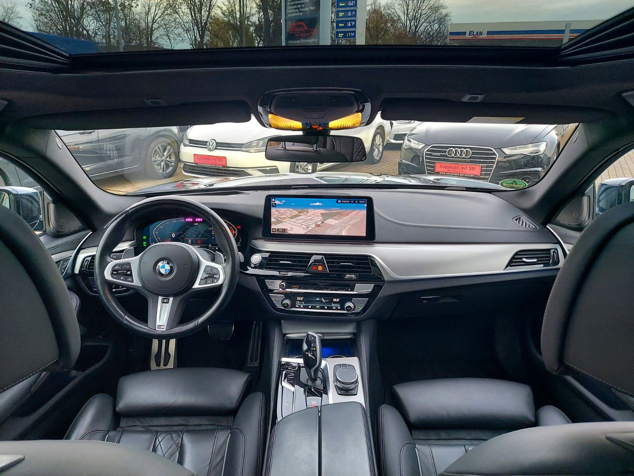 BMW 540 5 Touring xDrive M Sport Pro Pano H&K Massag - Makinë me portobagazh: foto 3 BMW 540 5 Touring xDrive M Sport Pro Pano H&K Massag - Makinë me portobagazh: foto 3