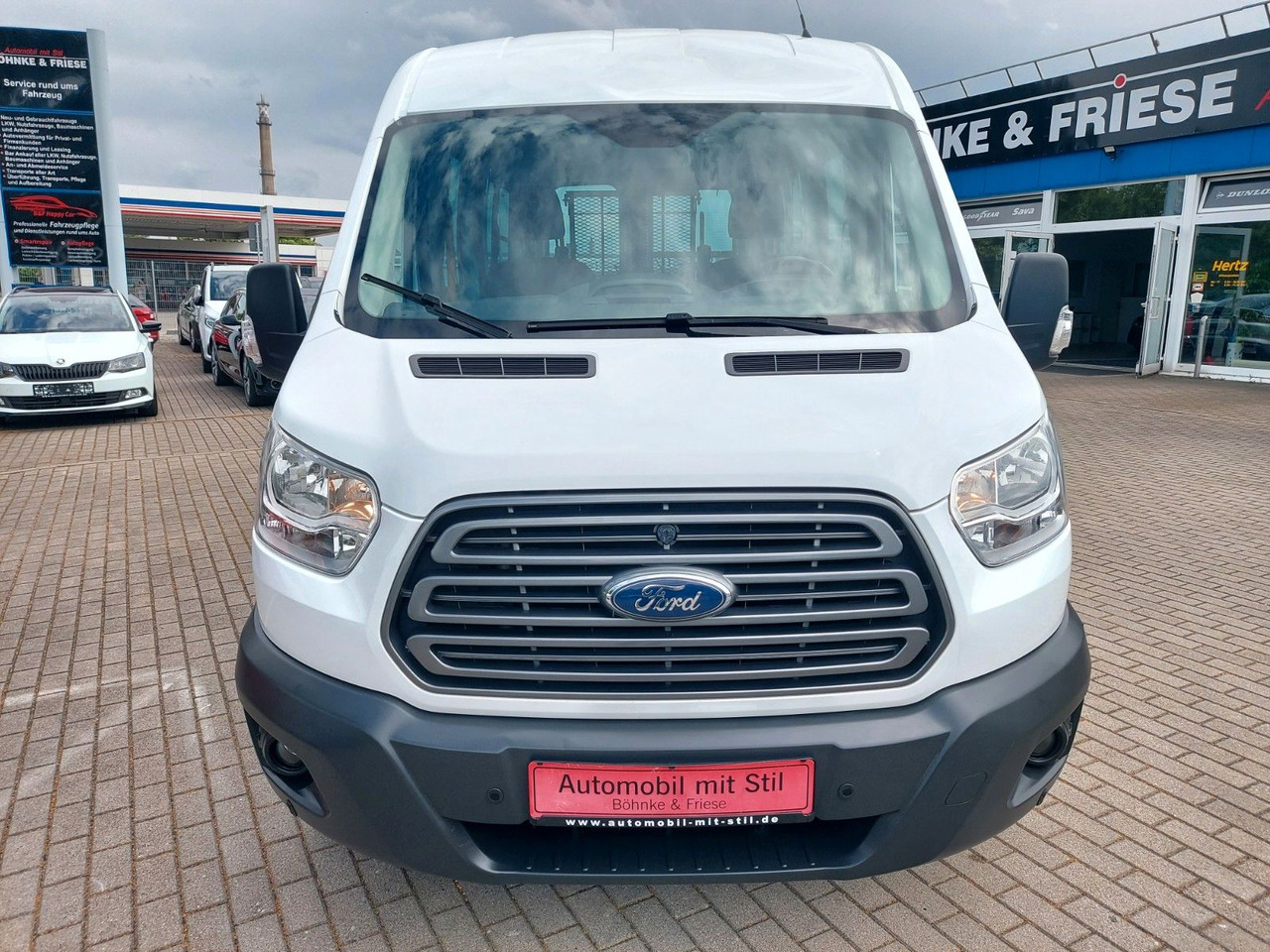 Ford Transit Kombi 350 L3 hoch Trend Rollstuhl Lift - Furgon pasagjerësh: foto 3 Ford Transit Kombi 350 L3 hoch Trend Rollstuhl Lift - Furgon pasagjerësh: foto 3