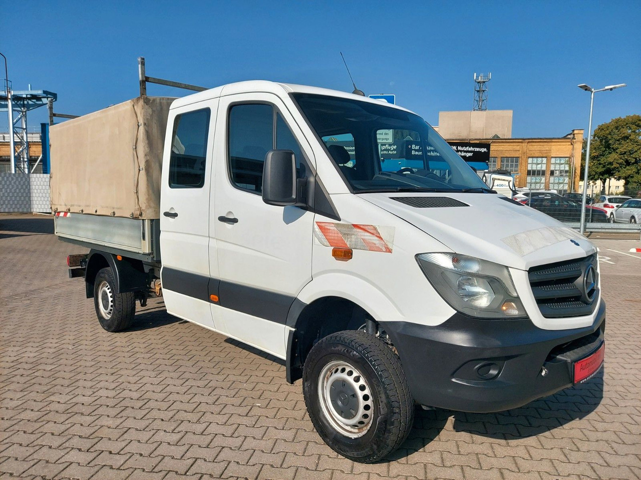Mercedes-Benz Sprinter II Pritsche DoKa 316 4X4 6Sitze Klima - Kamioncine me tendë, Kamioncine dopio kabinë: foto 1 Mercedes-Benz Sprinter II Pritsche DoKa 316 4X4 6Sitze Klima - Kamioncine me tendë, Kamioncine dopio kabinë: foto 1