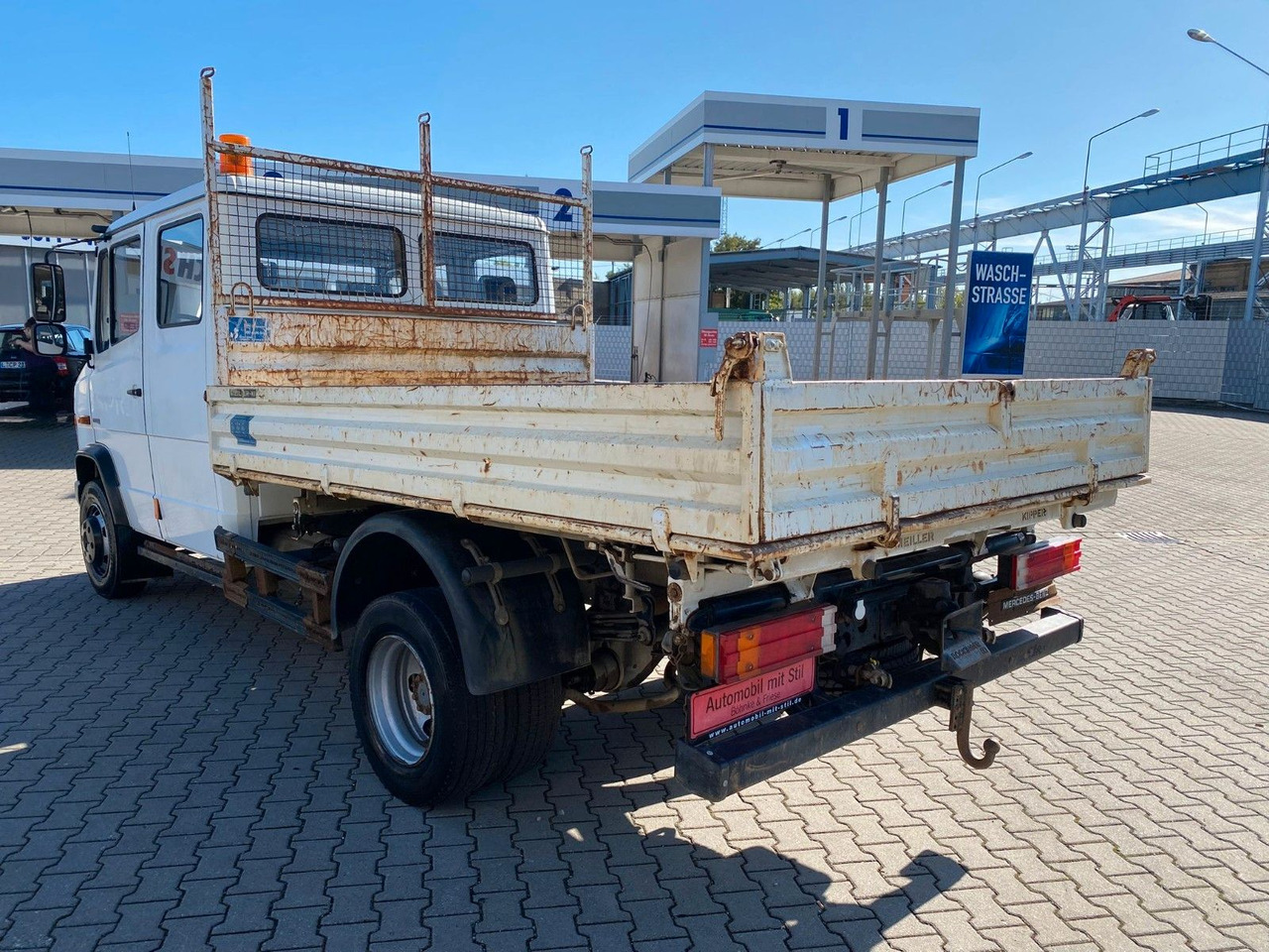 Mercedes-Benz VARIO 816D Doka 3 Seiten Kipper Meiller - Kamioncine vetëshkarkuese, Kamioncine dopio kabinë: foto 5 Mercedes-Benz VARIO 816D Doka 3 Seiten Kipper Meiller - Kamioncine vetëshkarkuese, Kamioncine dopio kabinë: foto 5