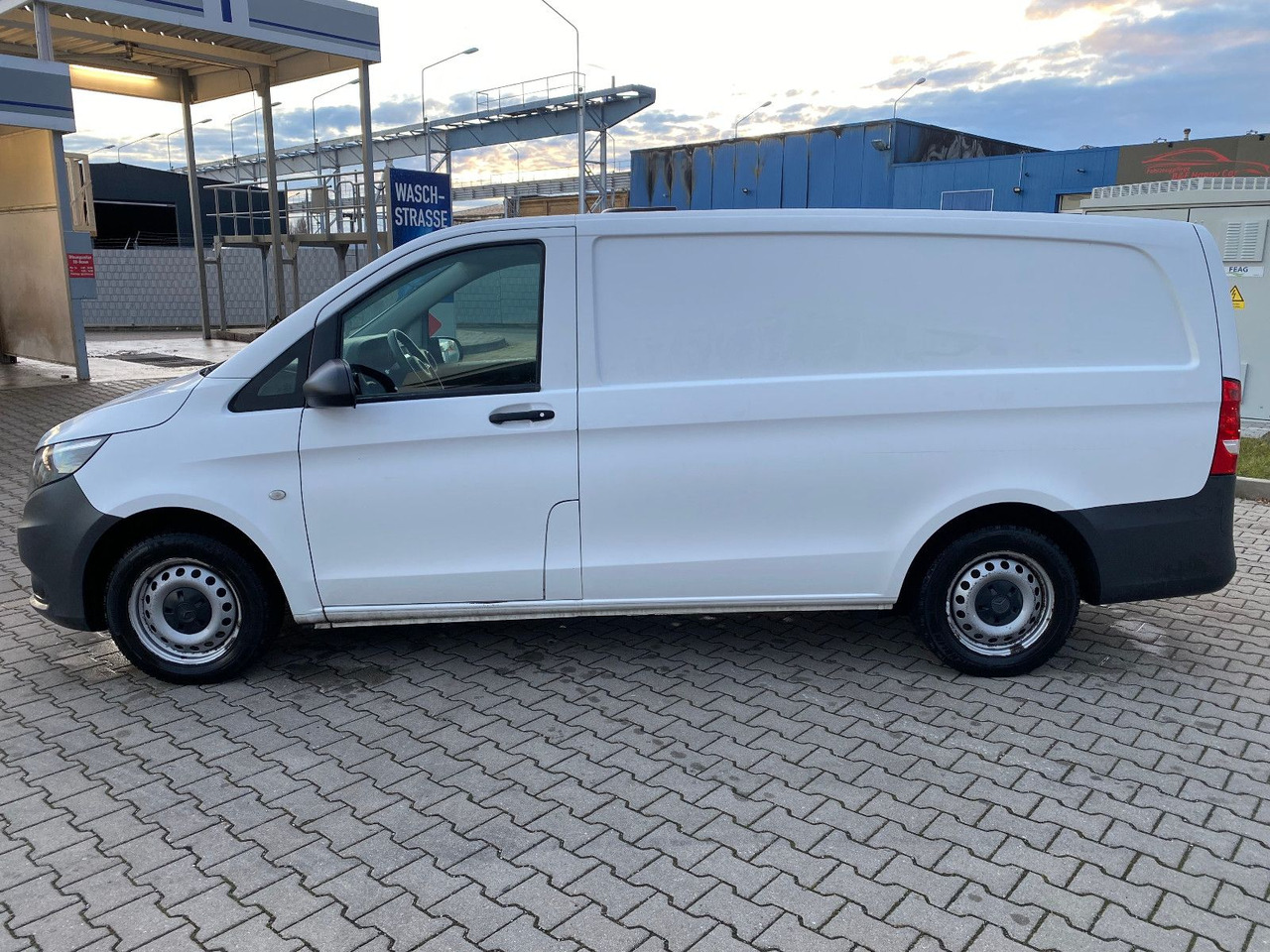 Mercedes-Benz Vito Kasten 114 CD Lang AHK STANDHEIZUNG KLIMA - Furgon pasagjerësh: foto 3 Mercedes-Benz Vito Kasten 114 CD Lang AHK STANDHEIZUNG KLIMA - Furgon pasagjerësh: foto 3