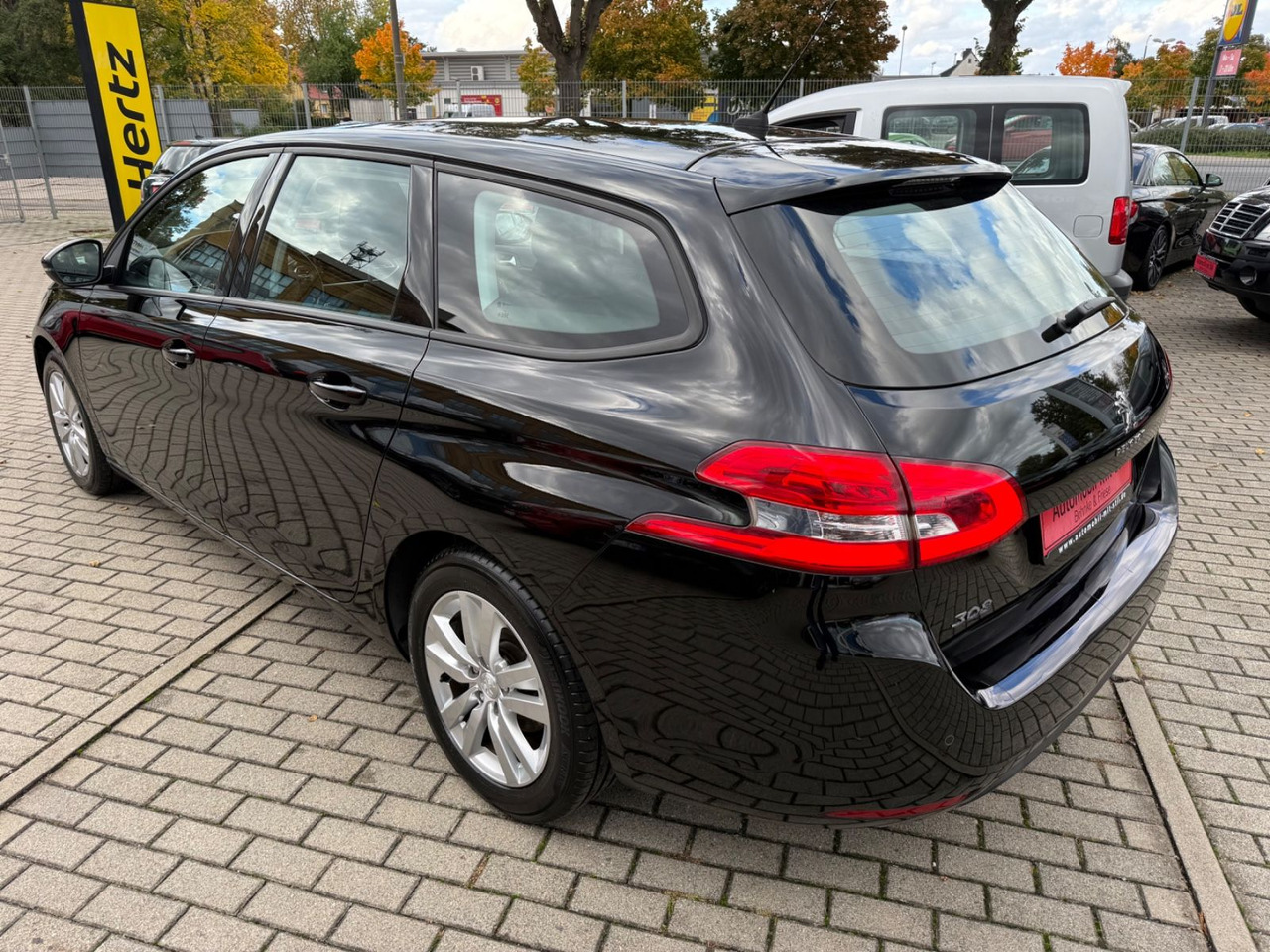 Peugeot 308 SW Active TEMPOMAT NAVI KLIMAA NAVI - Makinë me portobagazh: foto 5 Peugeot 308 SW Active TEMPOMAT NAVI KLIMAA NAVI - Makinë me portobagazh: foto 5