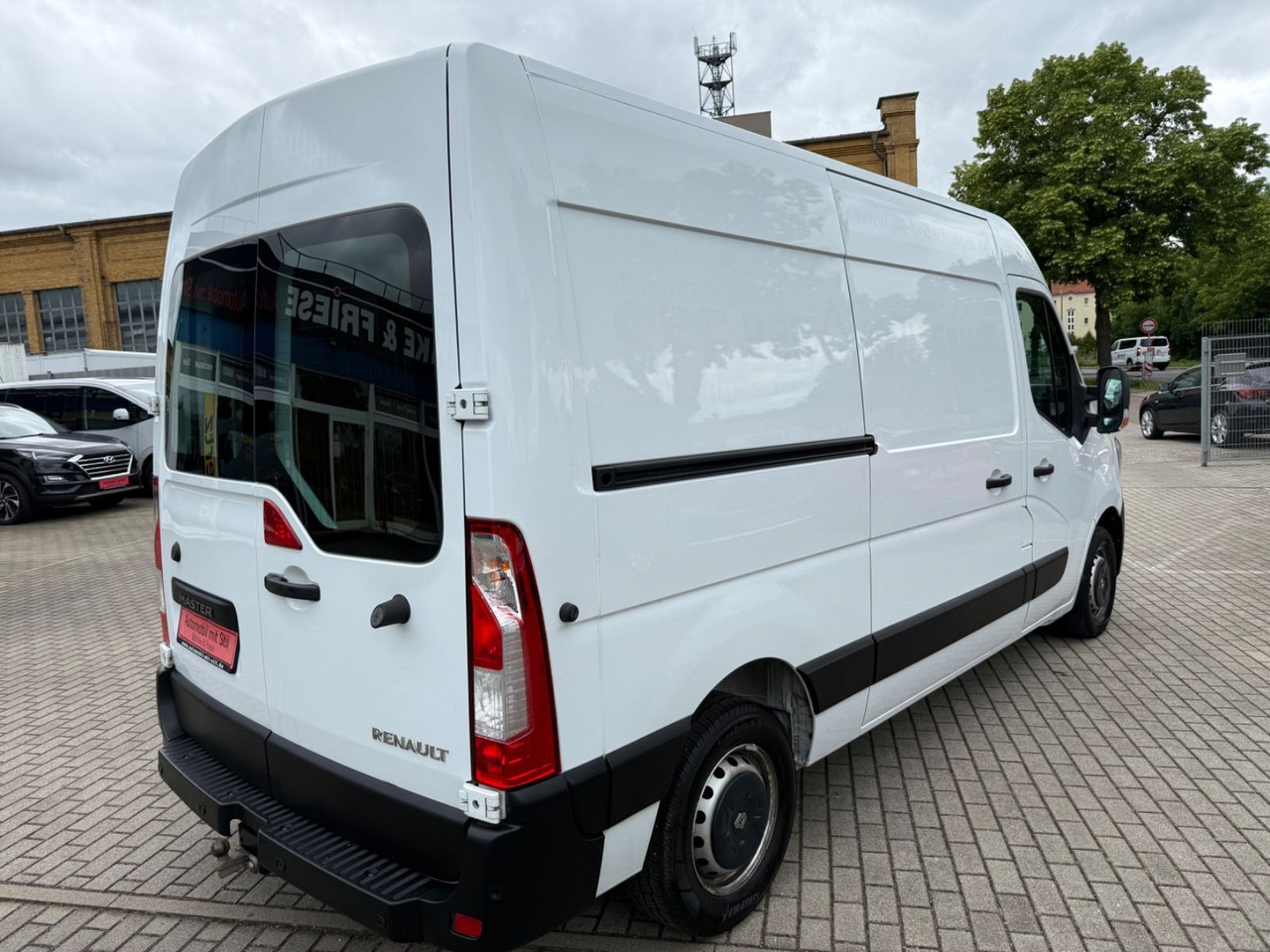 Renault Master III Kasten L2H2 HKa 3,5t Klima Spur Assis - Furgon pasagjerësh: foto 3 Renault Master III Kasten L2H2 HKa 3,5t Klima Spur Assis - Furgon pasagjerësh: foto 3