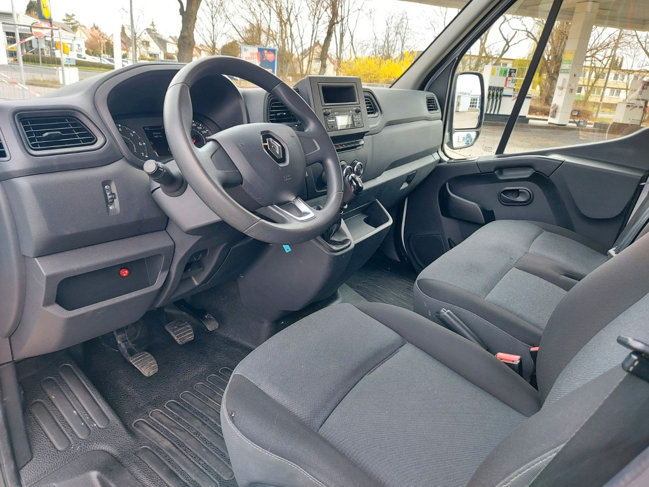Kamioncine me kontinier Renault Master III  Koffer L3H1 3,5t Ladebordwand Klima Renault Master III  Koffer L3H1 3,5t Ladebordwand Klima: foto 18
