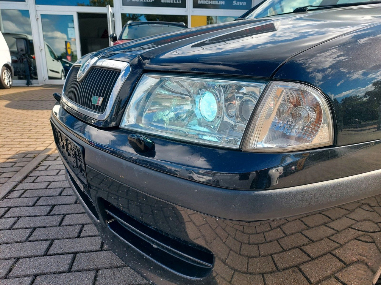 Skoda Octavia Combi RS Xenon DAB Teilleder AHK - Makinë me portobagazh: foto 2 Skoda Octavia Combi RS Xenon DAB Teilleder AHK - Makinë me portobagazh: foto 2
