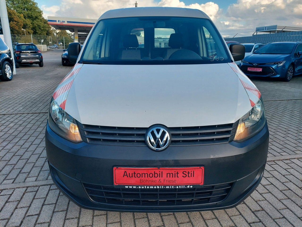 Volkswagen Caddy Kasten Kombi Klima AHK - Furgon pasagjerësh: foto 3 Volkswagen Caddy Kasten Kombi Klima AHK - Furgon pasagjerësh: foto 3
