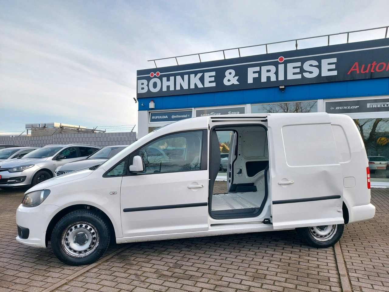Volkswagen Caddy Kasten Kombi Maxi lang BiFuel LPG Benzin - Furgon pasagjerësh: foto 4 Volkswagen Caddy Kasten Kombi Maxi lang BiFuel LPG Benzin - Furgon pasagjerësh: foto 4