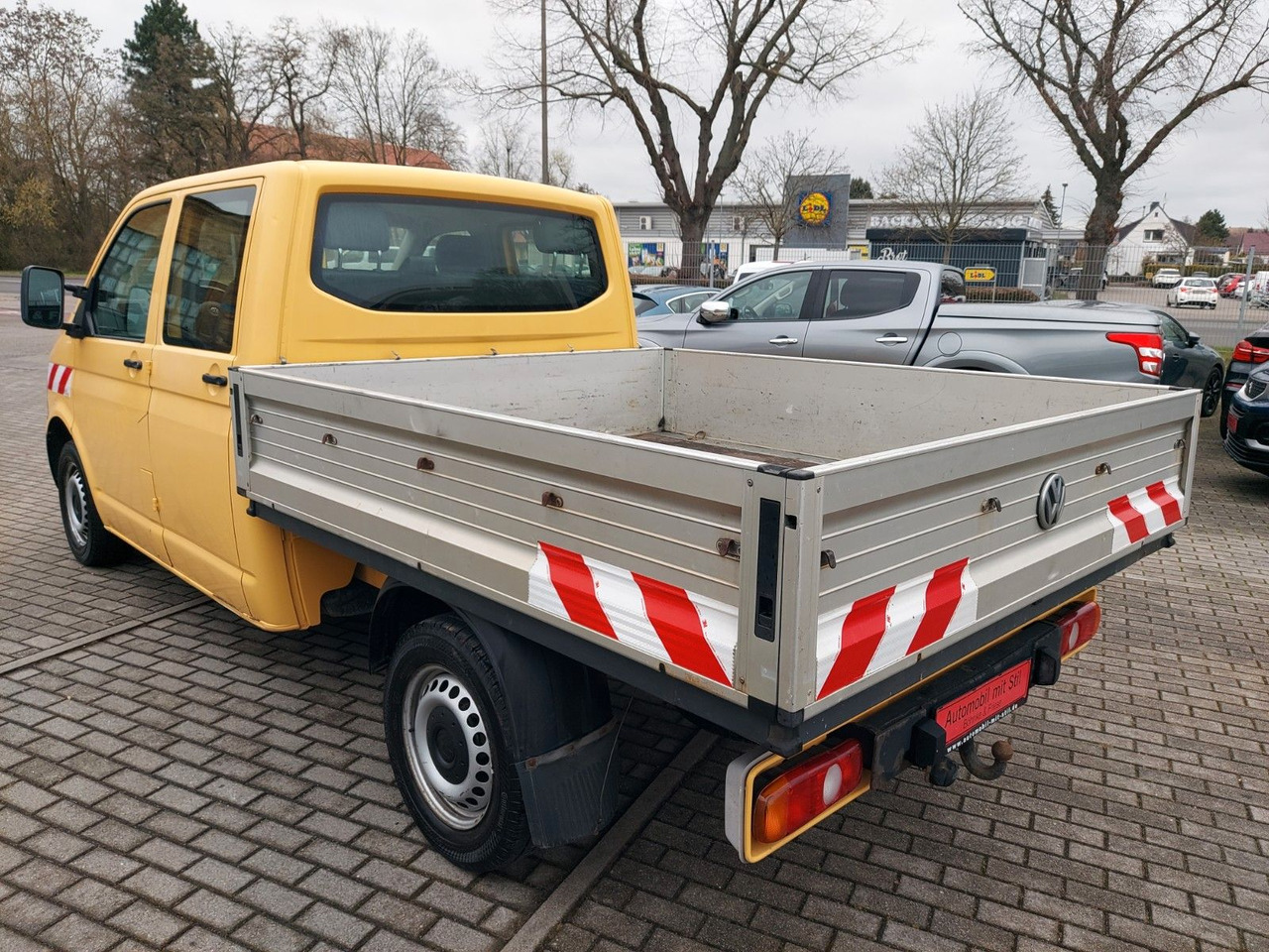Volkswagen T5 Pritsche Doppelkabine KLIMA NAVI 6 SITZE AHK - Kamioncine me karroceri, Kamioncine dopio kabinë: foto 4 Volkswagen T5 Pritsche Doppelkabine KLIMA NAVI 6 SITZE AHK - Kamioncine me karroceri, Kamioncine dopio kabinë: foto 4