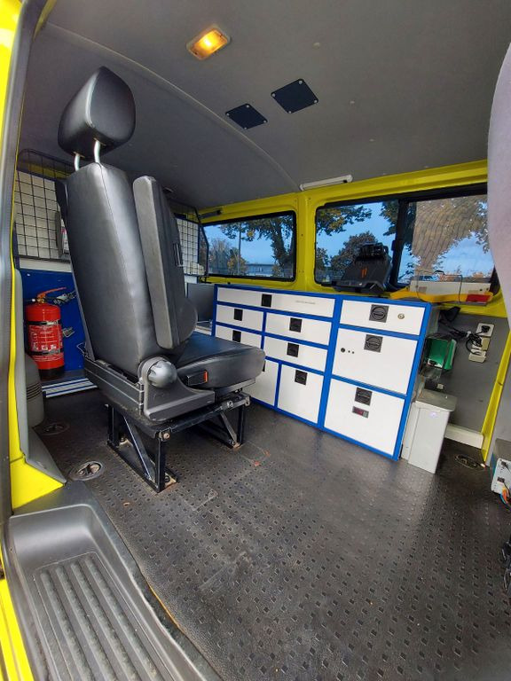 Minibus, Furgon pasagjerësh Volkswagen T5 Transporter lang DSG 4Motion Xenon RTW NEF: foto 23