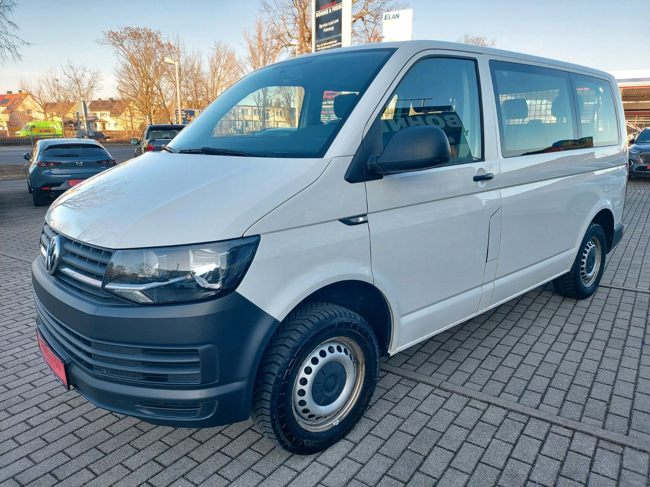 Volkswagen T6 Kombi 4Motion 9 Sitzer KLIMA PDC AHK UVW. Volkswagen T6 Kombi 4Motion 9 Sitzer KLIMA PDC AHK UVW. - Minibus, Furgon pasagjerësh: foto 5 Volkswagen T6 Kombi 4Motion 9 Sitzer KLIMA PDC AHK UVW. Volkswagen T6 Kombi 4Motion 9 Sitzer KLIMA PDC AHK UVW. - Minibus, Furgon pasagjerësh: foto 5