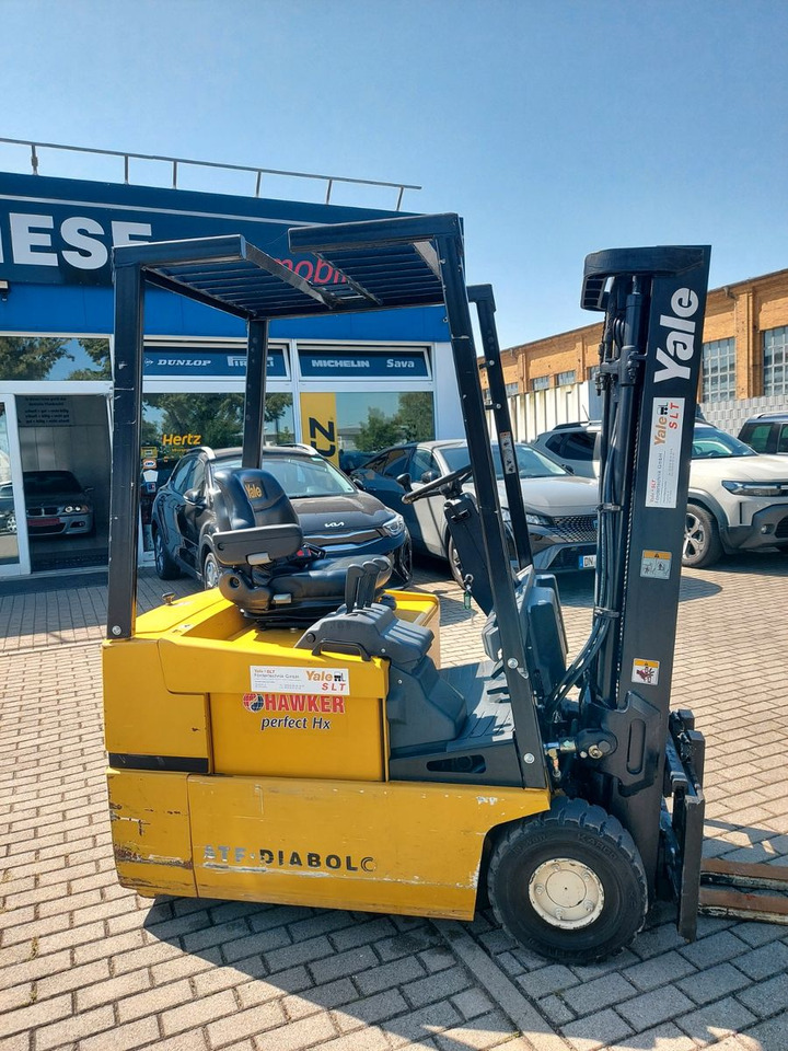 Yale Stapler ERP16ATF E1980 48Volt 1550kg - Pirun elektrik: foto 5 Yale Stapler ERP16ATF E1980 48Volt 1550kg - Pirun elektrik: foto 5
