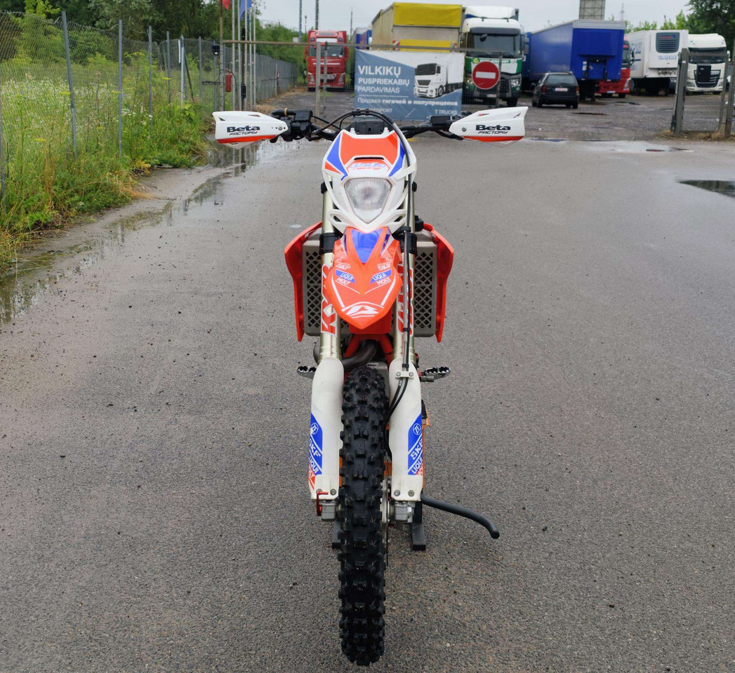 Beta RR 430cc - Motoçikleta: foto 3 Beta RR 430cc - Motoçikleta: foto 3