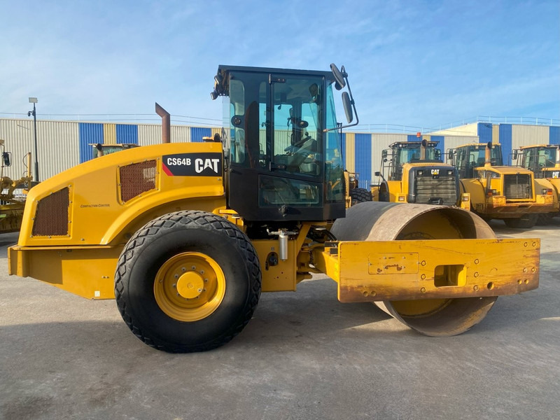 Caterpillar CS64B NVT - Rul: foto 5 Caterpillar CS64B NVT - Rul: foto 5
