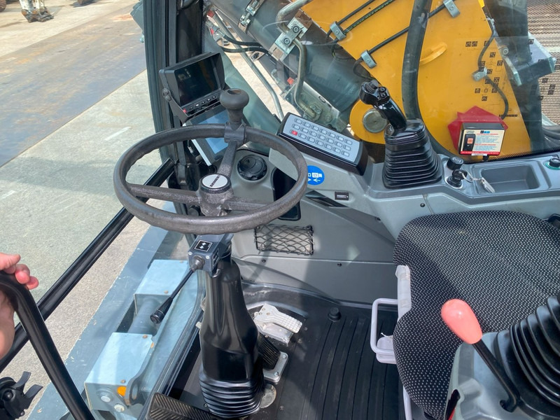 Liebherr A914 NVT - Ekskavator me goma: foto 4 Liebherr A914 NVT - Ekskavator me goma: foto 4