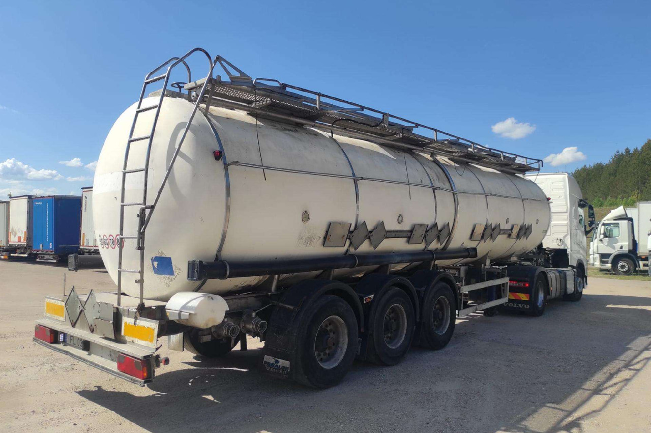 Farcinox FX-3-11 - Gjysmë rimorkio me bot: foto 3 Farcinox FX-3-11 - Gjysmë rimorkio me bot: foto 3