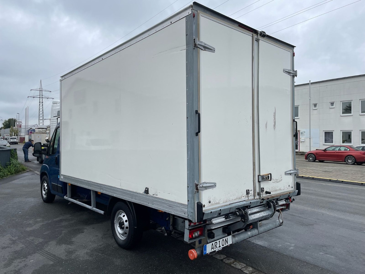 Fiat Ducato Maxi 35 130 L4H2 Koffer/LBW/AC/CAM/EU6d - Kamioncine me kontinier: foto 4 Fiat Ducato Maxi 35 130 L4H2 Koffer/LBW/AC/CAM/EU6d - Kamioncine me kontinier: foto 4