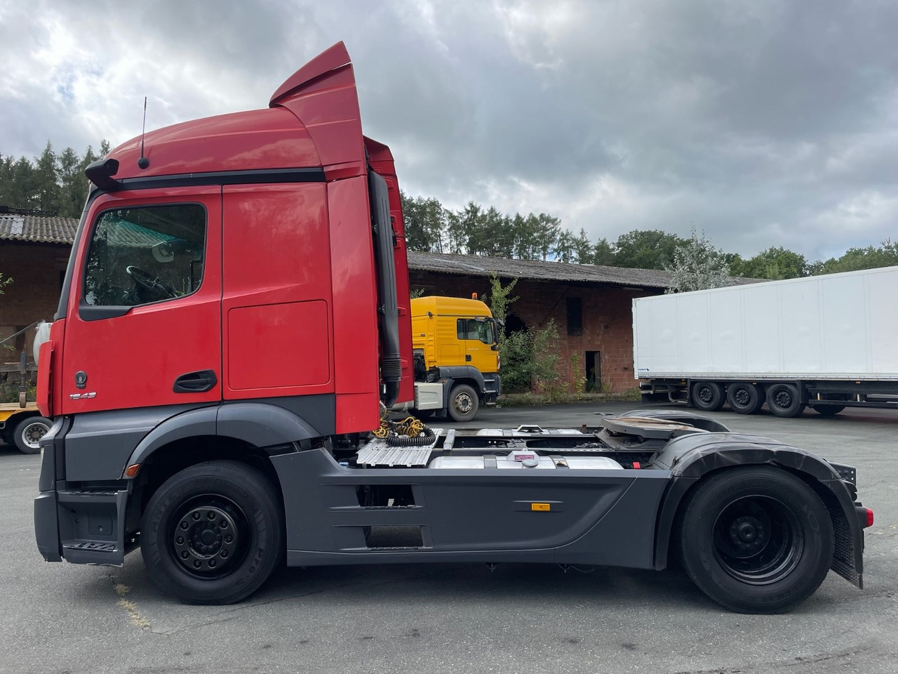 Mercedes-Benz Actros 1843/Retarder/Mirror Cam/Spoilers/MJ 2021 - Gjysmë-kamion: foto 3 Mercedes-Benz Actros 1843/Retarder/Mirror Cam/Spoilers/MJ 2021 - Gjysmë-kamion: foto 3