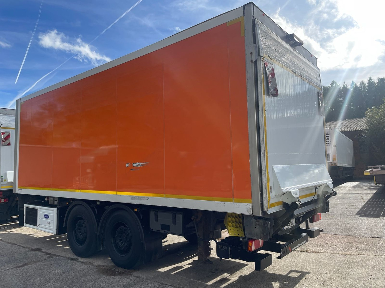 KERSCHER ZAA18 Kühlkoffer/CARRIER/SUPRA900U/LBW - Rimorkio frigorifer: foto 4 KERSCHER ZAA18 Kühlkoffer/CARRIER/SUPRA900U/LBW - Rimorkio frigorifer: foto 4