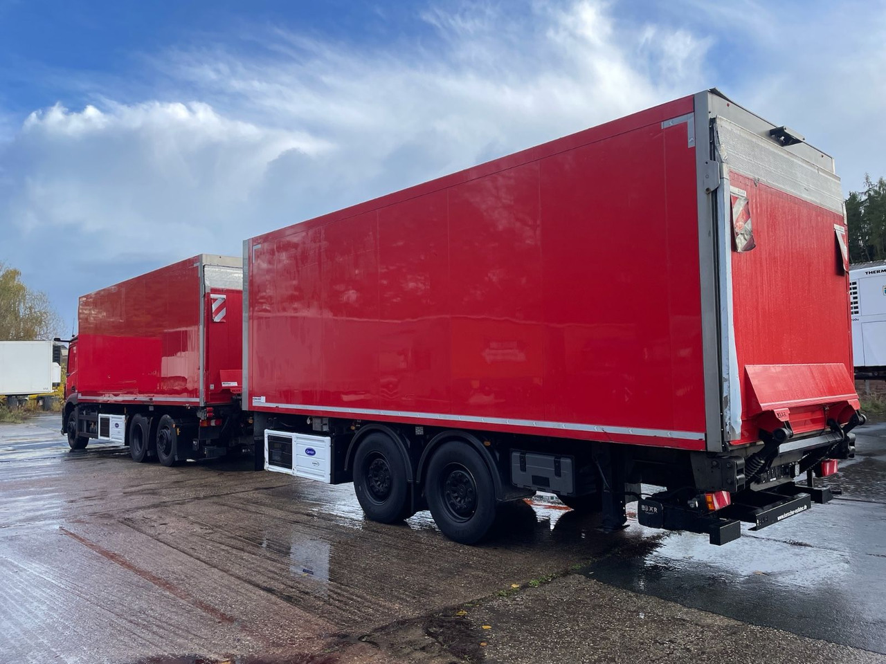 Mercedes-Benz Actros 2543 6x2 Kühlkoffer/CARRIER/KERSCHER/EU6d - Kamion frigorifer: foto 4 Mercedes-Benz Actros 2543 6x2 Kühlkoffer/CARRIER/KERSCHER/EU6d - Kamion frigorifer: foto 4