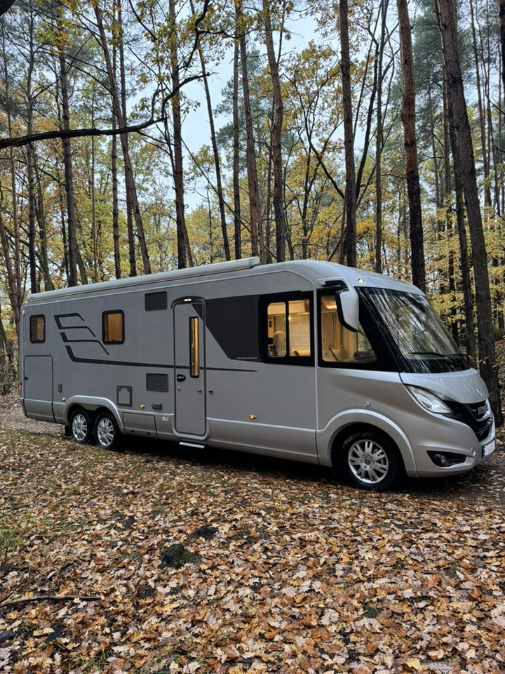 HYMER / ERIBA BML880 - Kamper i integruar: foto 5 HYMER / ERIBA BML880 - Kamper i integruar: foto 5