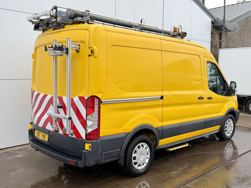 Ford Transit 350 2.0 TDCI 130pk Elektrisch Imperiaal Volledige Carval Inbouw Airco Cruise Control Camera Navigatie Standkachel Parkeersensoren voor achter - Furgon: foto 3 Ford Transit 350 2.0 TDCI 130pk Elektrisch Imperiaal Volledige Carval Inbouw Airco Cruise Control Camera Navigatie Standkachel Parkeersensoren voor achter - Furgon: foto 3