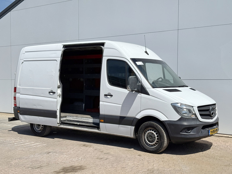 Mercedes-Benz Sprinter 211 2.2 CDI Automaat L2H2 Climate Control Trekhaak Navigatie - Furgon i vogël: foto 5 Mercedes-Benz Sprinter 211 2.2 CDI Automaat L2H2 Climate Control Trekhaak Navigatie - Furgon i vogël: foto 5