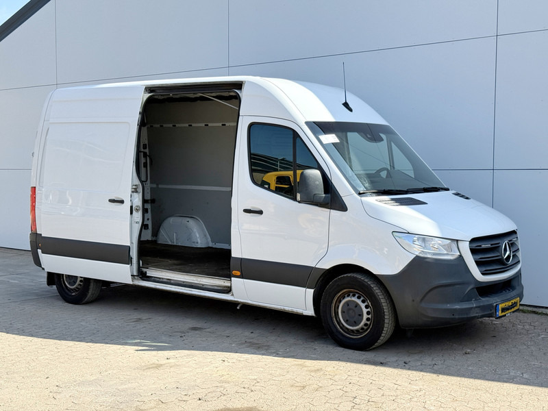 Mercedes-Benz Sprinter 314 2.2 CDI Automaat L2H2 Climate Control Cruise Control Standkachel Navigatie Camera - Furgon: foto 5 Mercedes-Benz Sprinter 314 2.2 CDI Automaat L2H2 Climate Control Cruise Control Standkachel Navigatie Camera - Furgon: foto 5