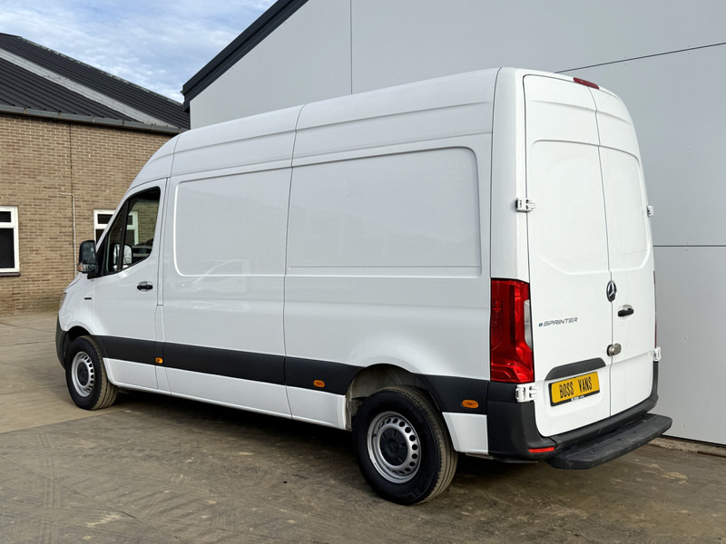 Mercedes-Benz eSprinter 312 55kWh ALL-IN PRIJS L2H2 55kWh 168km WLTP 80kw Snelladen Climate Control Stoelverwarming - Furgon, Furgon elektrik: foto 2 Mercedes-Benz eSprinter 312 55kWh ALL-IN PRIJS L2H2 55kWh 168km WLTP 80kw Snelladen Climate Control Stoelverwarming - Furgon, Furgon elektrik: foto 2