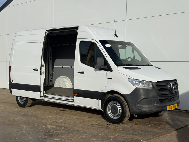 Mercedes-Benz eSprinter 312 ALL-IN PRIJS L2H2 55kWh 168km WLTP 80kw Snelladen Climate Control Camera Stoelverwarming - Furgon, Furgon elektrik: foto 5 Mercedes-Benz eSprinter 312 ALL-IN PRIJS L2H2 55kWh 168km WLTP 80kw Snelladen Climate Control Camera Stoelverwarming - Furgon, Furgon elektrik: foto 5
