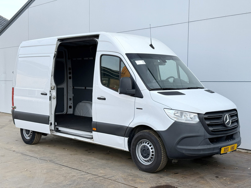 Mercedes-Benz eSprinter 312 ALL-IN PRIJS L2H2 55kWh 168km WLTP 80kw Snelladen Climate Control Stoelverwarming - Furgon, Furgon elektrik: foto 5 Mercedes-Benz eSprinter 312 ALL-IN PRIJS L2H2 55kWh 168km WLTP 80kw Snelladen Climate Control Stoelverwarming - Furgon, Furgon elektrik: foto 5
