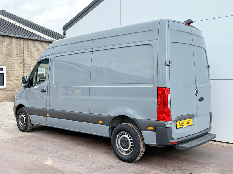 Mercedes-Benz eSprinter 312 L2H2 Elektrisch 41kWh 135km WLTP Climate Control Camera Stoelverwarming - Furgon, Furgon elektrik: foto 2 Mercedes-Benz eSprinter 312 L2H2 Elektrisch 41kWh 135km WLTP Climate Control Camera Stoelverwarming - Furgon, Furgon elektrik: foto 2