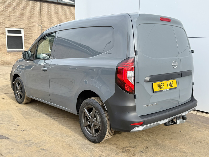 Nissan Townstar N-Connecta 1.3 130PK **Benzine** L1H1 Airco Carplay Cruise Control Trekhaak Keyless Start Stoelverwarming Parkeersensoren voor achter - Furgon i vogël: foto 2 Nissan Townstar N-Connecta 1.3 130PK **Benzine** L1H1 Airco Carplay Cruise Control Trekhaak Keyless Start Stoelverwarming Parkeersensoren voor achter - Furgon i vogël: foto 2