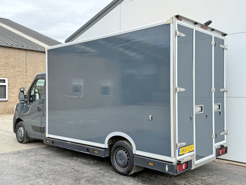 Renault Master Plancher T35 2.3 dCi 150pk Automaat APK 06-2026 Luchtvering LED Airco Cruise Control Camera Foodtruck Meubelbak Paardenwagen - Kamioncine me kontinier: foto 2 Renault Master Plancher T35 2.3 dCi 150pk Automaat APK 06-2026 Luchtvering LED Airco Cruise Control Camera Foodtruck Meubelbak Paardenwagen - Kamioncine me kontinier: foto 2