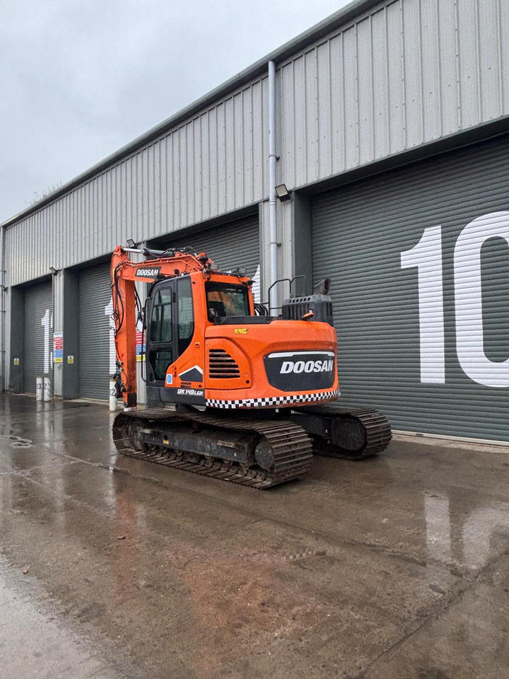 Doosan DX140LCR - Ekskavator me zinxhirë: foto 3 Doosan DX140LCR - Ekskavator me zinxhirë: foto 3